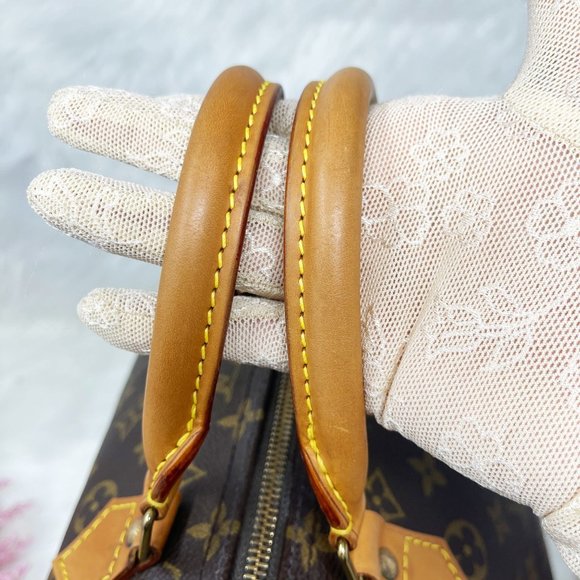 Louis Vuitton Brown Travel Bag - Picture 8 of 11